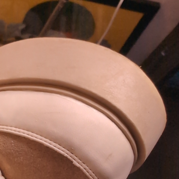 Tan and Cream Winter Boots - Picture 8 of 9